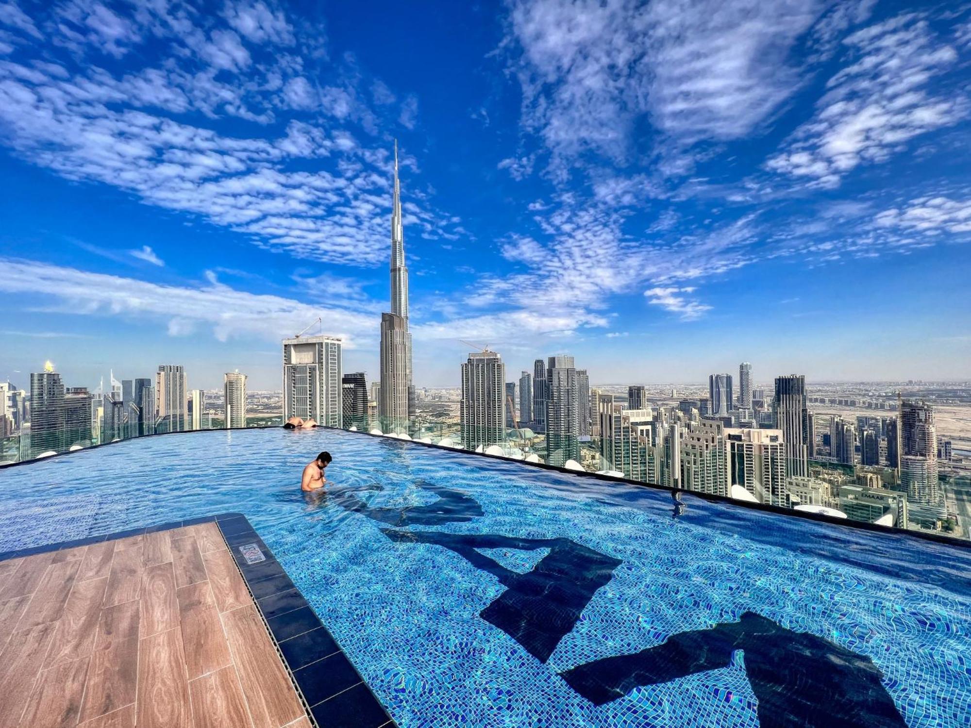 Highest Infinity Pool In Downtown Dubai Apartment Bagian luar foto