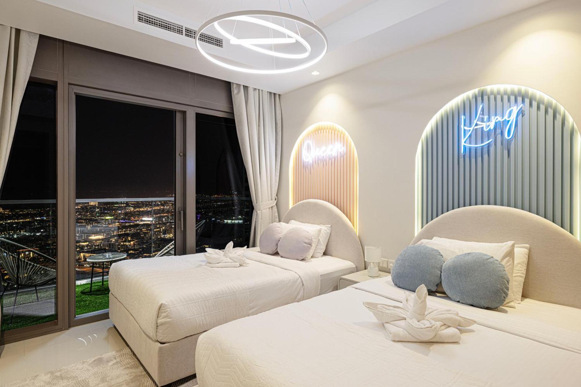 Highest Infinity Pool In Downtown Dubai Apartment Bagian luar foto